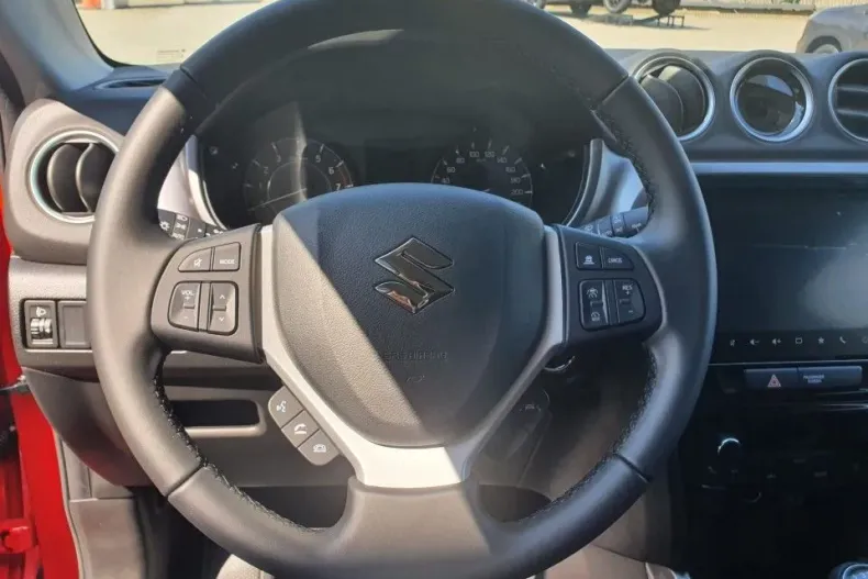 Suzuki Vitara din 2025 cu 5 km - oferta SUZ197158 - foto 5