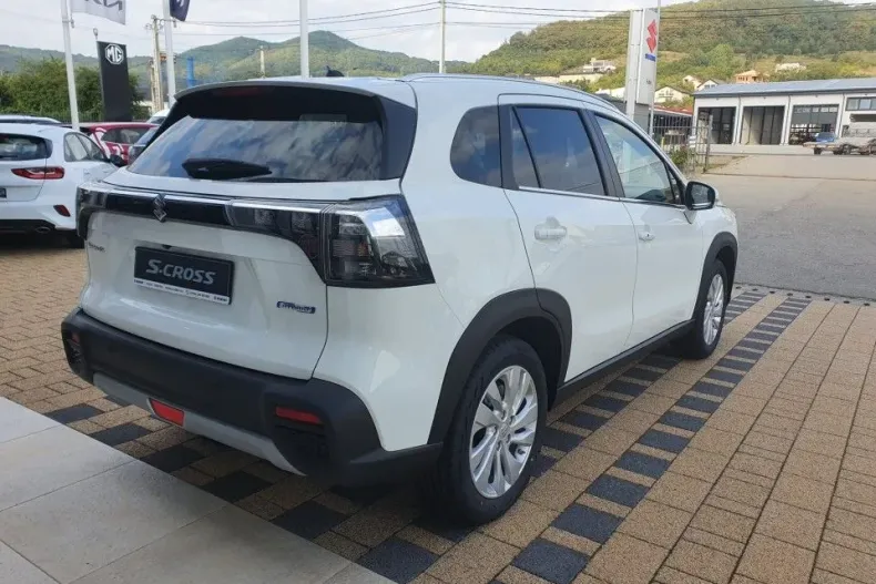 Suzuki S-Cross din 2025 cu 5 km - oferta SUZ197161 - foto 3