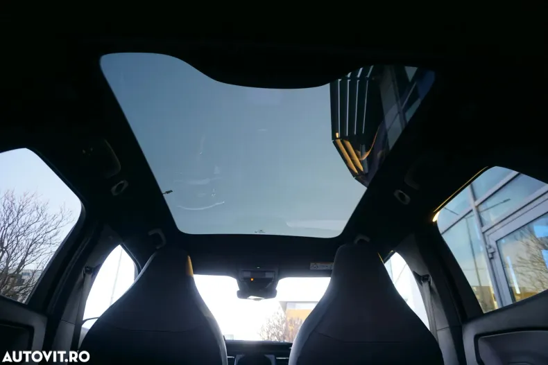 Ford Capri din 2024 cu 10.939 km - oferta FOR197168 - foto 31