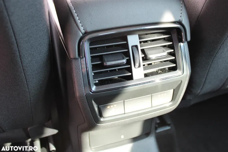 Skoda Karoq din 2026 cu 10 km - oferta SKO197169 - foto 13