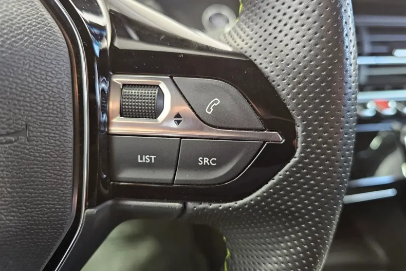 Peugeot 2008 din 2022 cu 35.368 km - oferta PEU197170 - foto 13