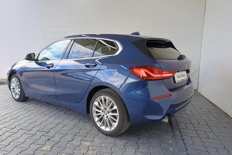 BMW 118i (Seria 1) din 2023 cu 39.582 km - oferta BMW197173 - foto 3