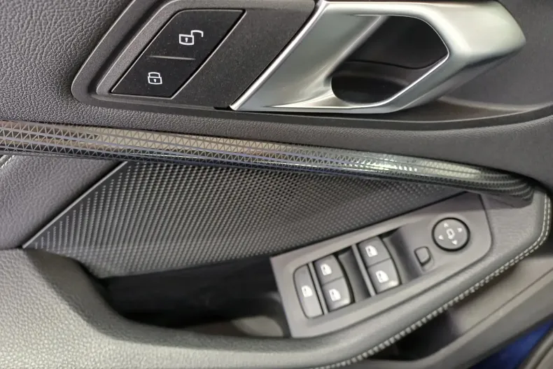 BMW 118i (Seria 1) din 2023 cu 39.582 km - oferta BMW197173 - foto 8