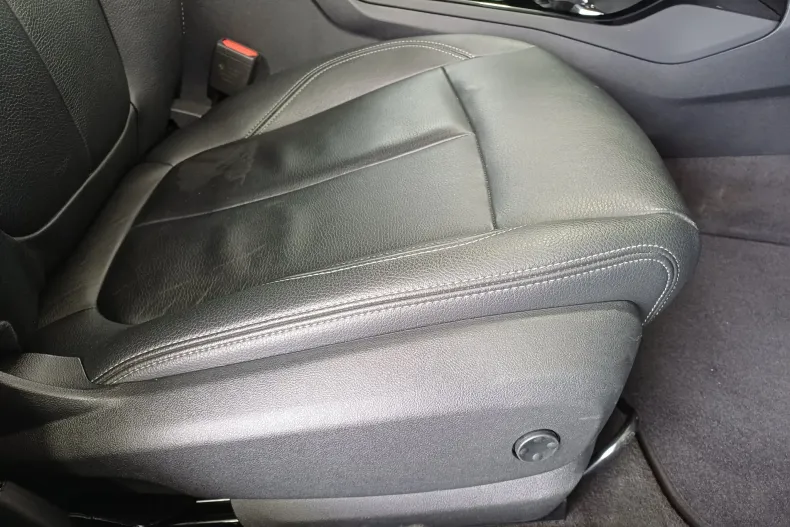 BMW 118i (Seria 1) din 2023 cu 39.582 km - oferta BMW197173 - foto 33