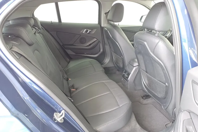 BMW 118i (Seria 1) din 2023 cu 39.582 km - oferta BMW197173 - foto 34