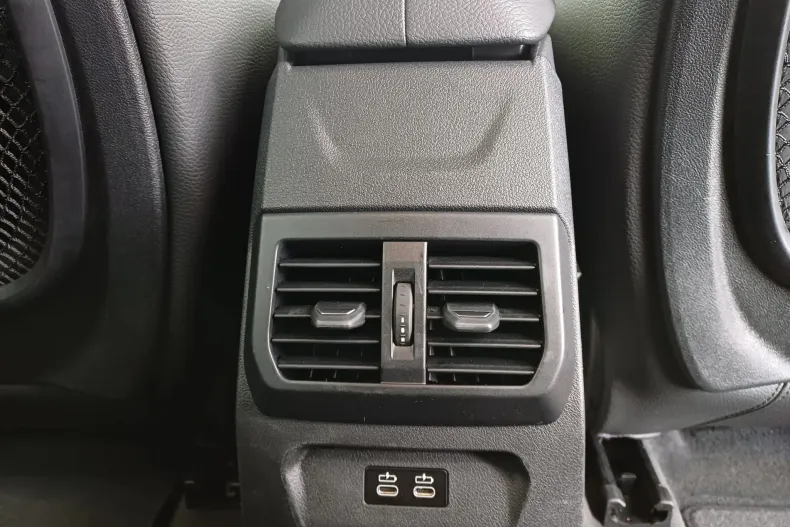 BMW 118i (Seria 1) din 2023 cu 39.582 km - oferta BMW197173 - foto 36