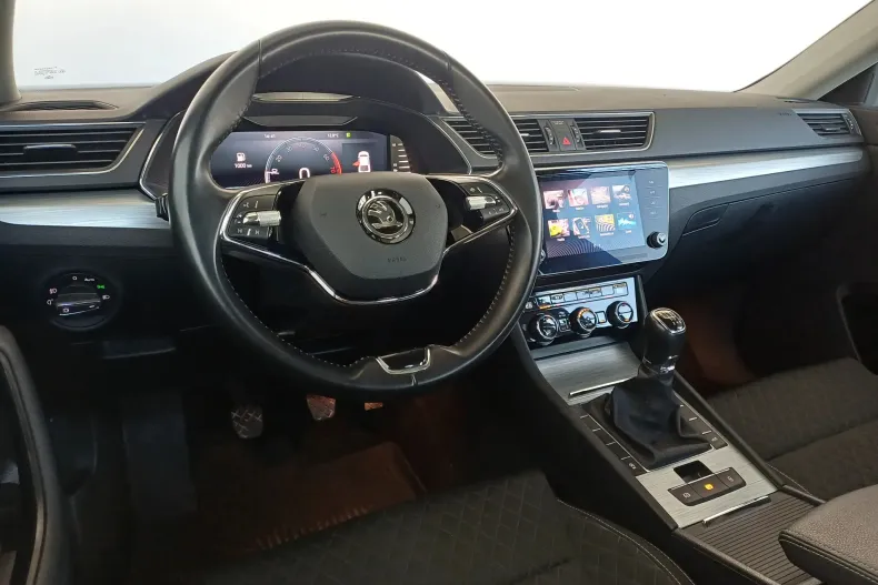 Skoda Superb din 2022 cu 82.525 km - oferta SKO197177 - foto 8