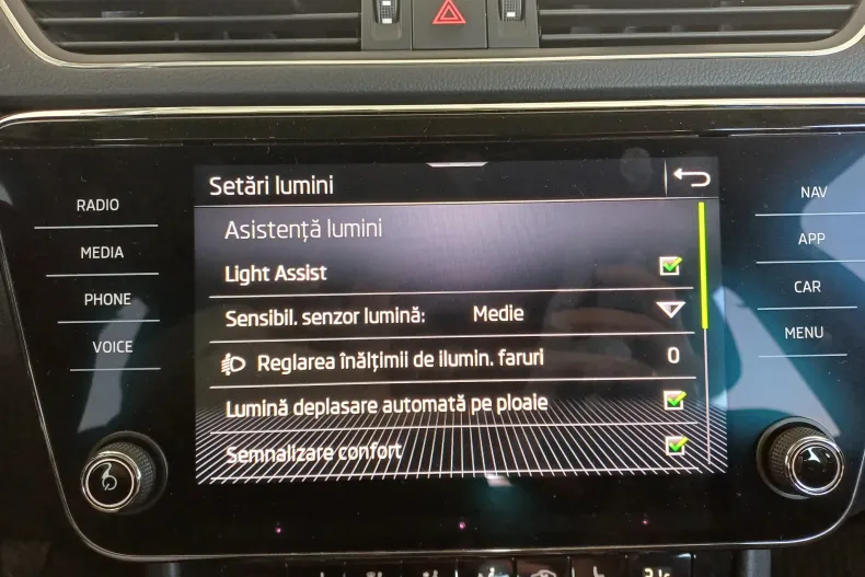 Skoda Superb din 2022 cu 82.525 km - oferta SKO197177 - foto 23