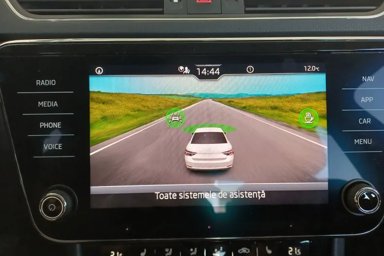 Skoda Superb din 2022 cu 82.525 km - oferta SKO197177 - foto 26