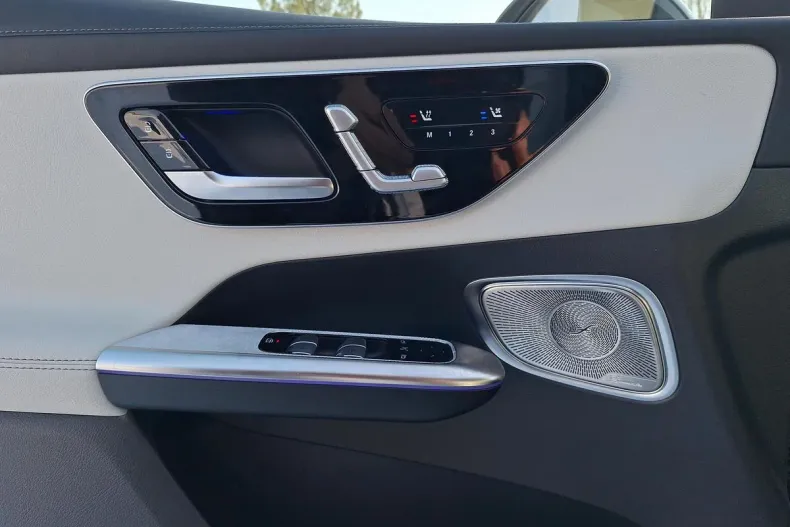 Mercedes-Benz GLC Coupe din 2025 cu 18.080 km - oferta MER197183 - foto 17