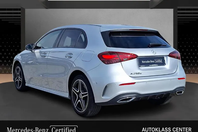 Mercedes-Benz A 250 (Clasa A) din 2023 cu 27.930 km - oferta MER197184 - foto 4
