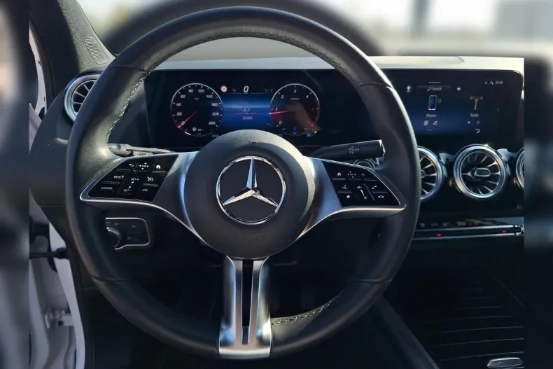 Mercedes-Benz GLA din 2024 cu 18.390 km - oferta MER197186 - foto 11