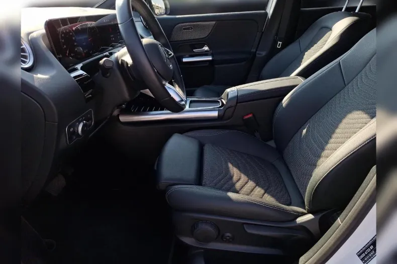 Mercedes-Benz GLA din 2024 cu 18.390 km - oferta MER197186 - foto 14