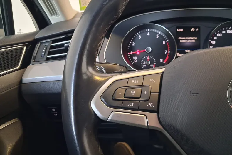 Volkswagen Passat din 2021 cu 59.029 km - oferta VOL197190 - foto 10