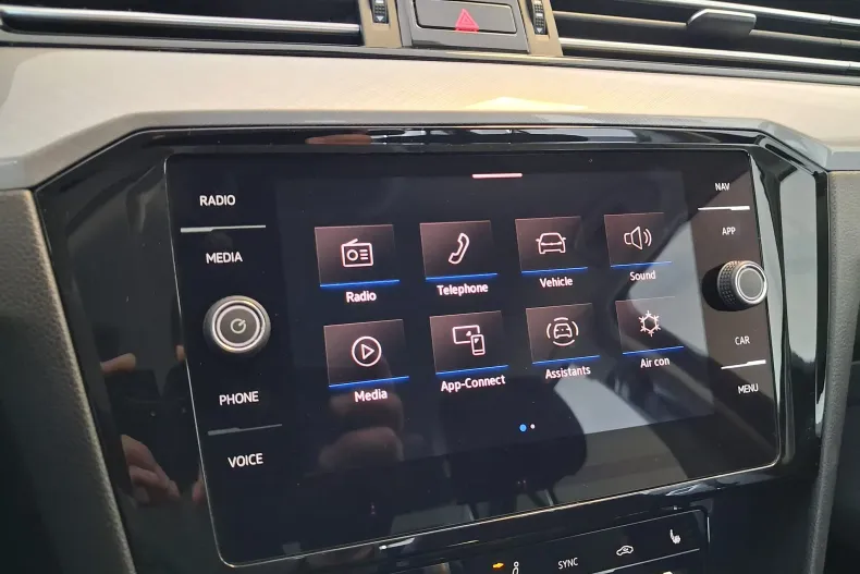 Volkswagen Passat din 2021 cu 59.029 km - oferta VOL197190 - foto 19