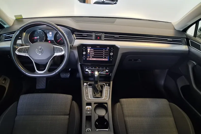 Volkswagen Passat din 2021 cu 59.029 km - oferta VOL197190 - foto 20