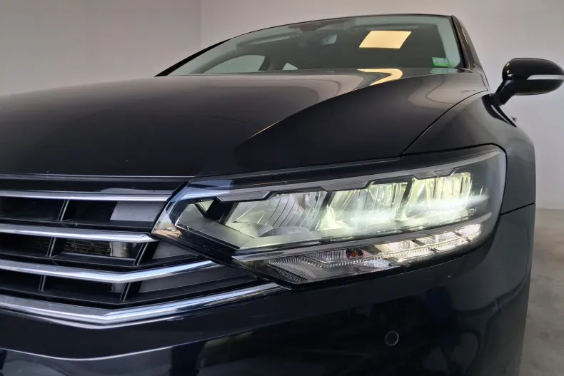 Volkswagen Passat din 2021 cu 59.029 km - oferta VOL197190 - foto 28