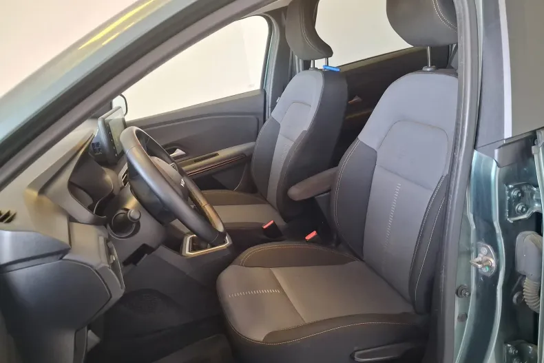 Dacia Jogger din 2023 cu 100.600 km - oferta DAC197192 - foto 25
