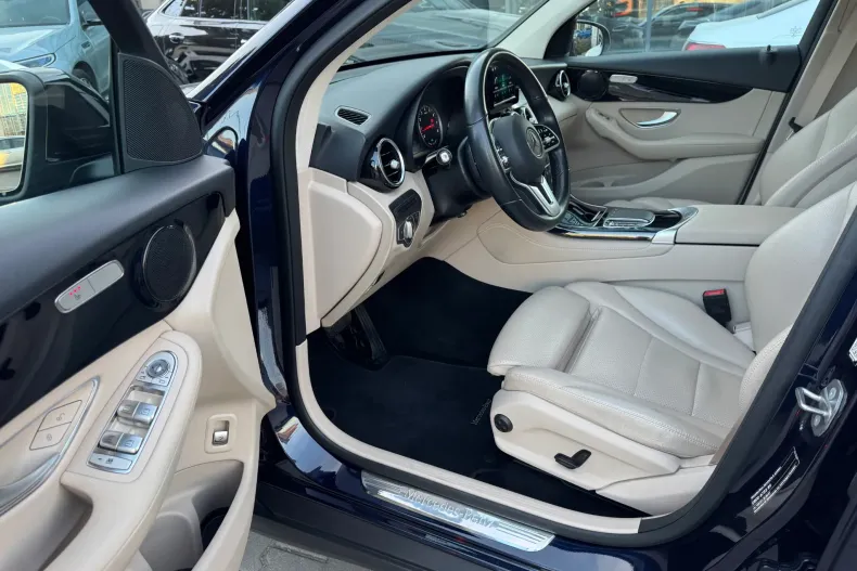 Mercedes-Benz GLC Coupe din 2020 cu 45.700 km - oferta MER197194 - foto 5