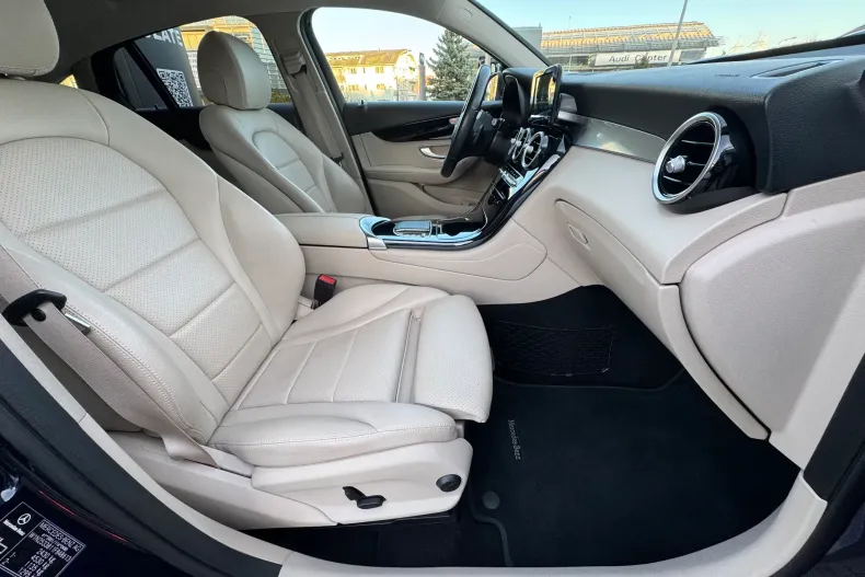 Mercedes-Benz GLC Coupe din 2020 cu 45.700 km - oferta MER197194 - foto 7