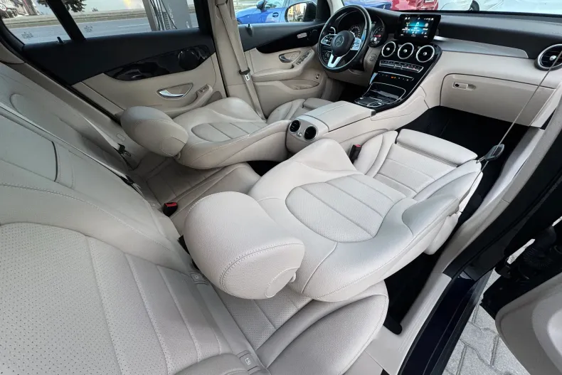 Mercedes-Benz GLC Coupe din 2020 cu 45.700 km - oferta MER197194 - foto 9