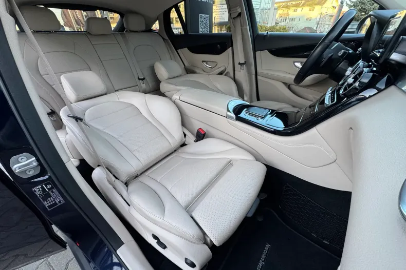 Mercedes-Benz GLC Coupe din 2020 cu 45.700 km - oferta MER197194 - foto 11