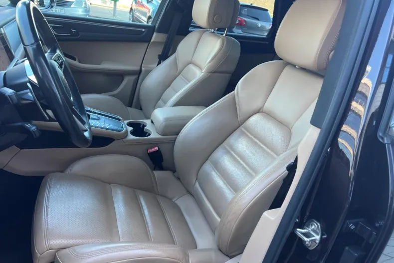 Porsche Macan din 2020 cu 42.000 km - oferta POR197199 - foto 9