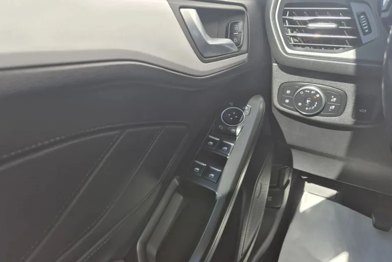 Ford Focus din 2021 cu 161.475 km - oferta FOR197201 - foto 13