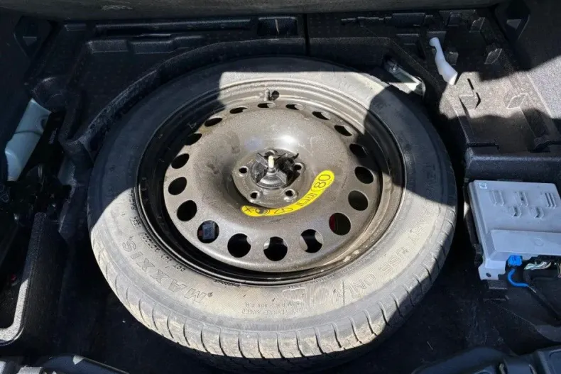 Ford Kuga din 2024 cu 24.448 km - oferta FOR197204 - foto 12