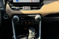 Toyota RAV4 din 2025 cu 7.940 km - oferta TOY197205 - foto 16