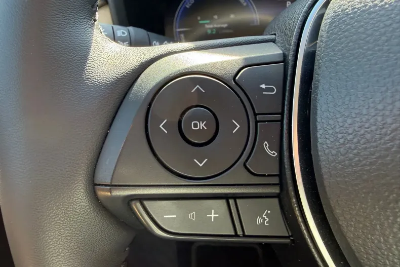 Toyota RAV4 din 2025 cu 7.940 km - oferta TOY197205 - foto 19