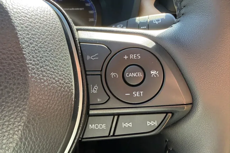 Toyota RAV4 din 2025 cu 7.940 km - oferta TOY197205 - foto 20