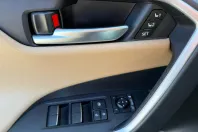 Toyota RAV4 din 2025 cu 7.940 km - oferta TOY197205 - foto 21