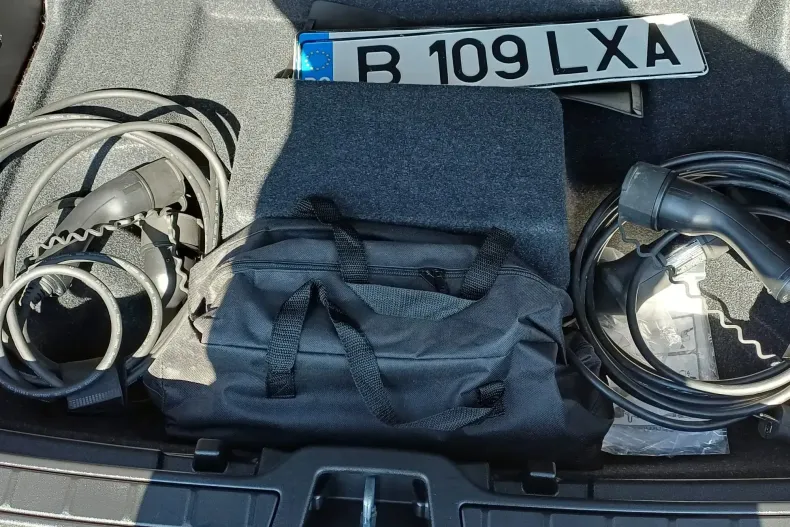 Volvo XC40 din 2021 cu 68.972 km - oferta VOL197206 - foto 9