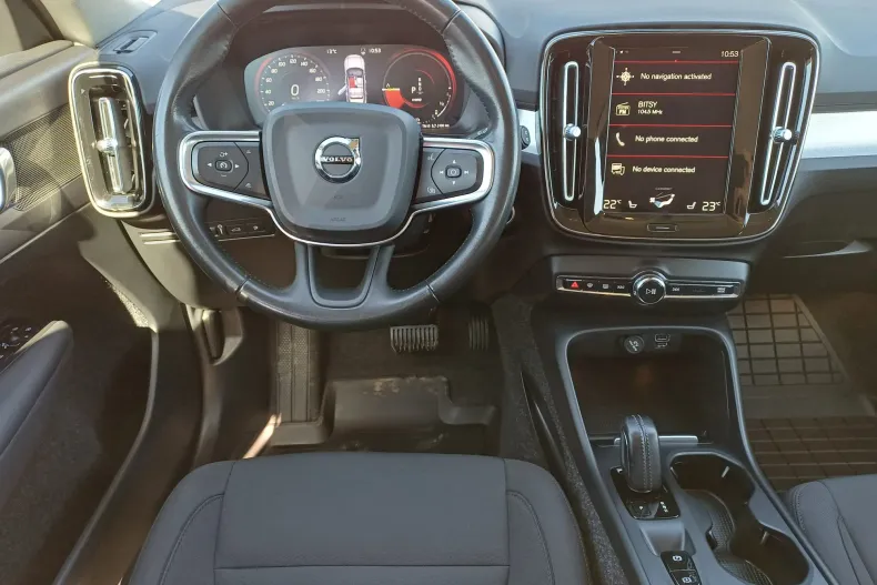 Volvo XC40 din 2021 cu 68.972 km - oferta VOL197206 - foto 13