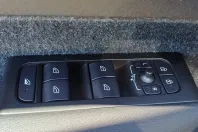 Volvo XC40 din 2021 cu 68.972 km - oferta VOL197206 - foto 14