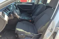 Volkswagen Passat din 2021 cu 66.370 km - oferta VOL197207 - foto 9