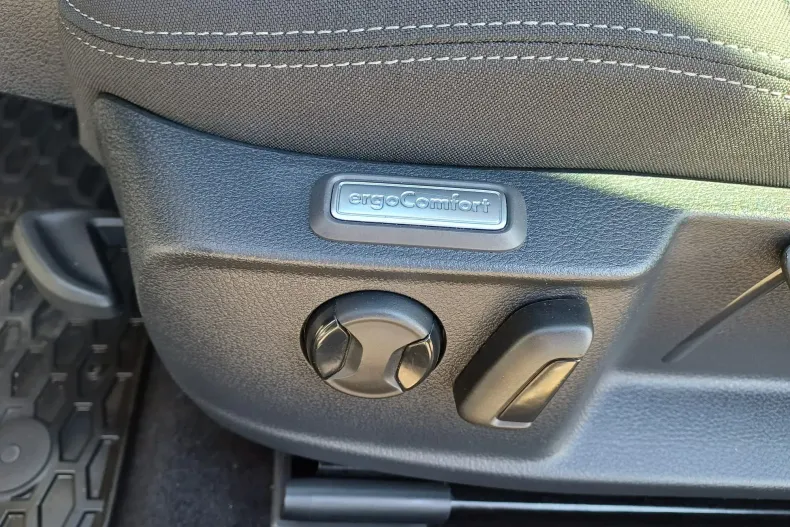 Volkswagen Passat din 2021 cu 66.370 km - oferta VOL197207 - foto 14