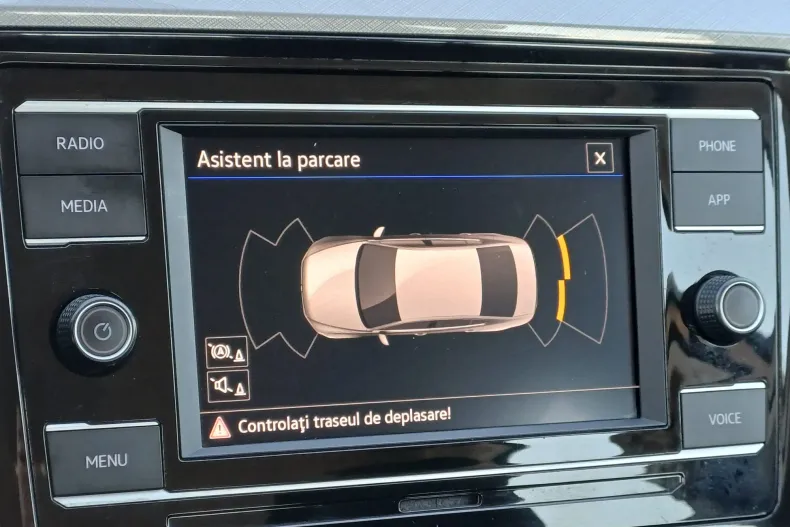 Volkswagen Passat din 2021 cu 66.370 km - oferta VOL197207 - foto 18