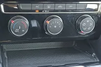 Volkswagen Passat din 2021 cu 66.370 km - oferta VOL197207 - foto 21