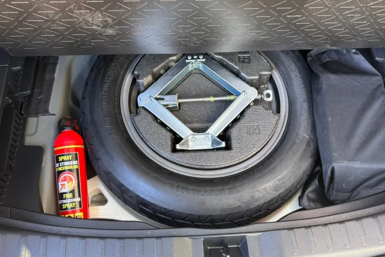 Toyota RAV4 din 2021 cu 45.987 km - oferta TOY197209 - foto 11