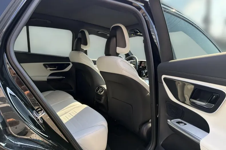 Mercedes-Benz GLC din 2025 cu 4.481 km - oferta MER197213 - foto 13