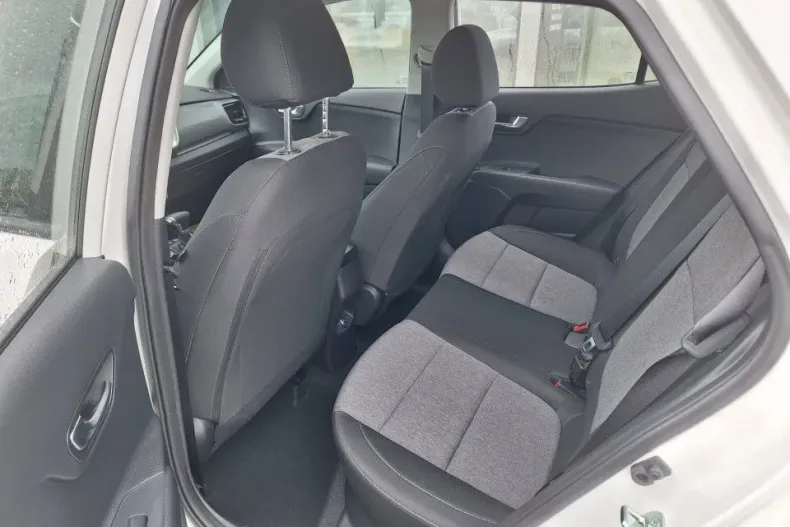 Kia Stonic din 2025 cu 262 km - oferta KIA197217 - foto 6