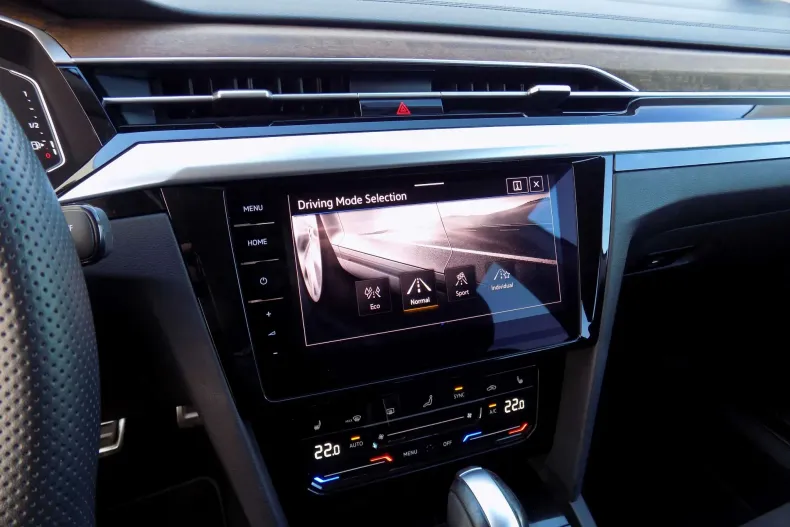 Volkswagen Arteon din 2022 cu 82.769 km - oferta VOL197229 - foto 24