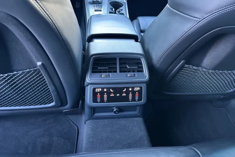 Audi A6 din 2023 cu 60.493 km - oferta AUD197230 - foto 25