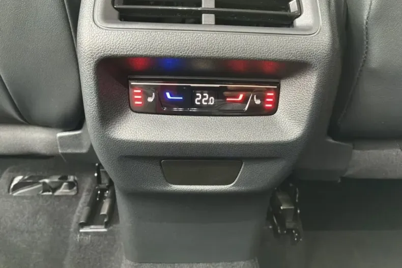 Volkswagen Tiguan din 2025 cu 12.500 km - oferta VOL197239 - foto 16