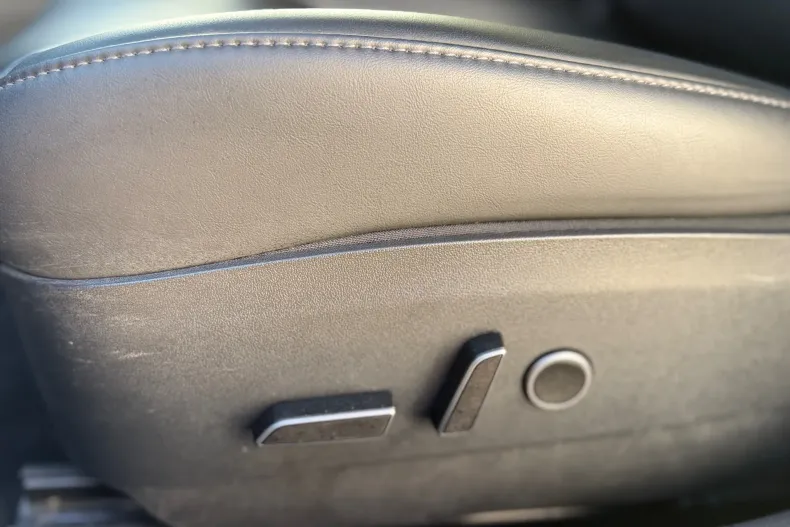 Tesla Model 3 din 2022 cu 172.440 km - oferta TES197241 - foto 9