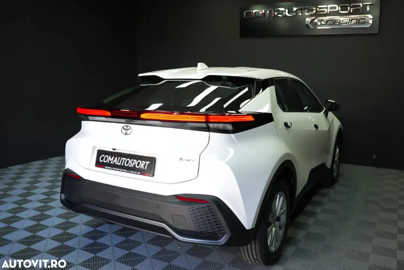 Toyota C-HR din 2026 cu 3 km - oferta TOY197243 - foto 6