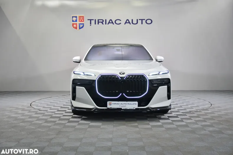 BMW 740d (Seria 7) din 2024 cu 78.671 km - oferta BMW197247 - foto 8