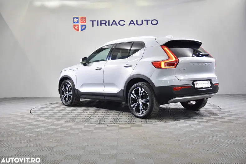 Volvo XC40 din 2021 cu 82.790 km - oferta VOL197249 - foto 3